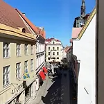 Unique In Vanalinn, Old Town * 탈린