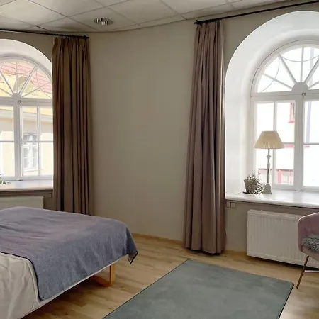 Unique In Vanalinn, Old Town Διαμέρισμα *